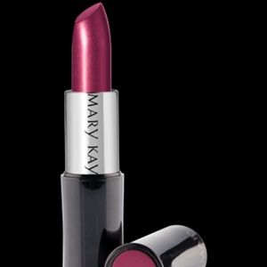 Mary Kay Creme Lipstick - Apple Berry